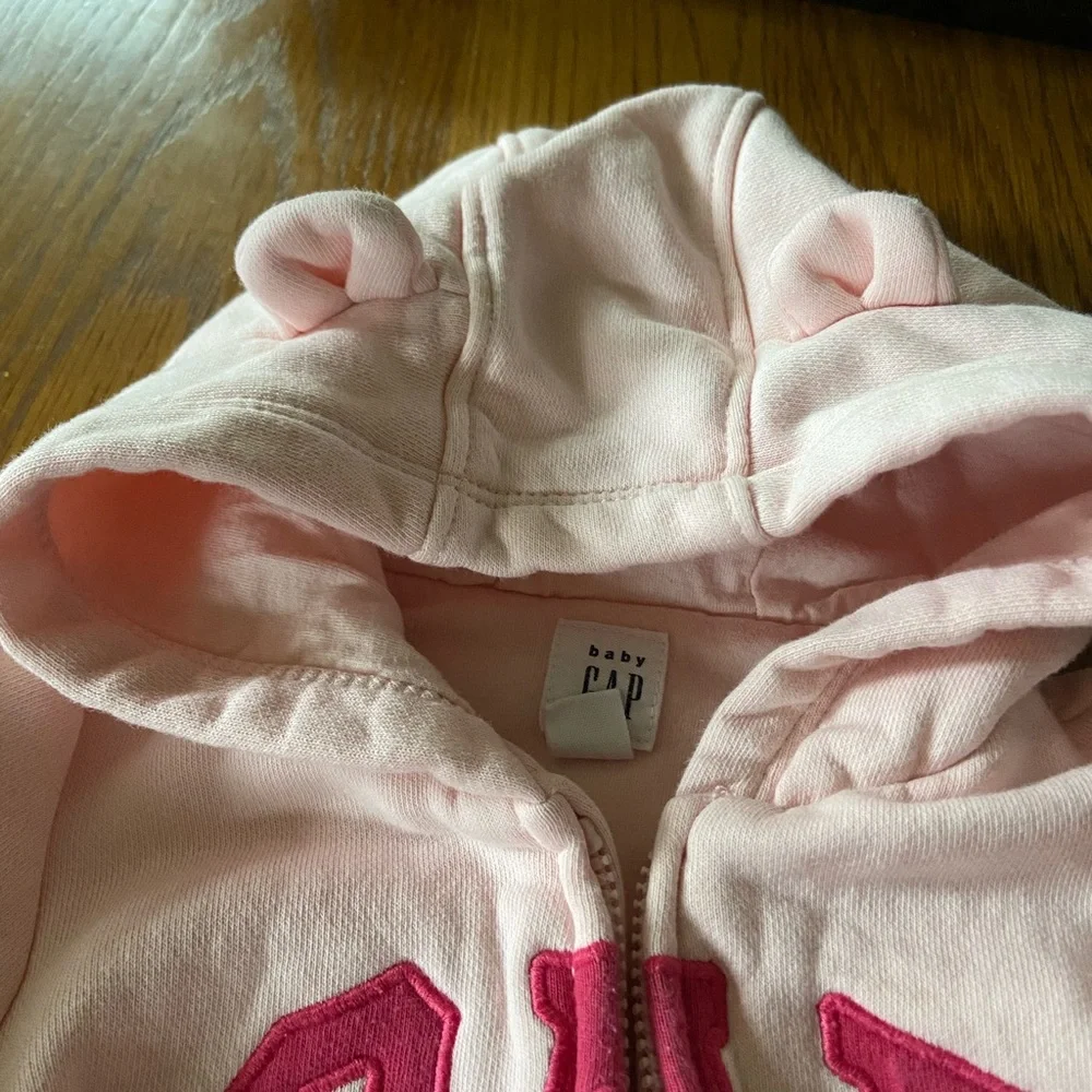 Gap Girls 12-18 mnths Zip Up Hoodie